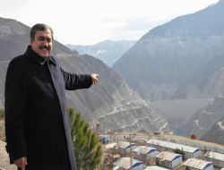 Deriner  su tutmaya başladı